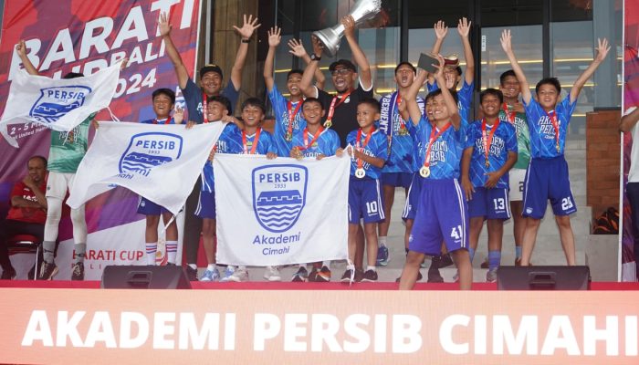 Kalahkan Bali United FA dengan Skor 6-2, Akademi Persib Cimahi Pertahankan Gelar Juara U12 pada Barati Cup 2024