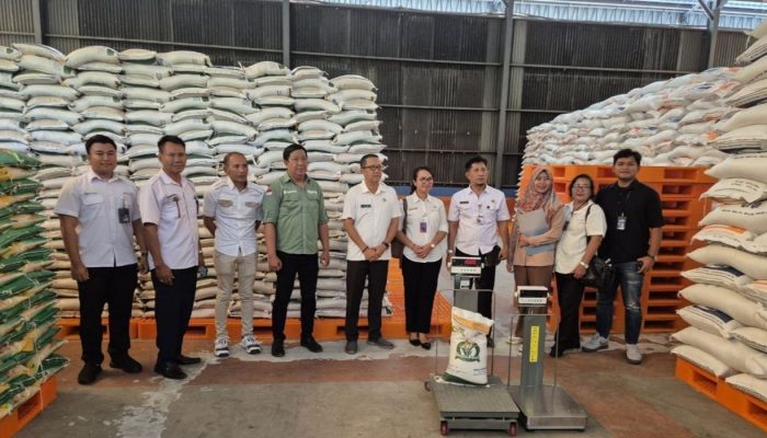 Bulog Kanwil Bali Salurkan Bantuan 2.013.430 Kg Beras kepada Masyarakat yang Membutuhkan